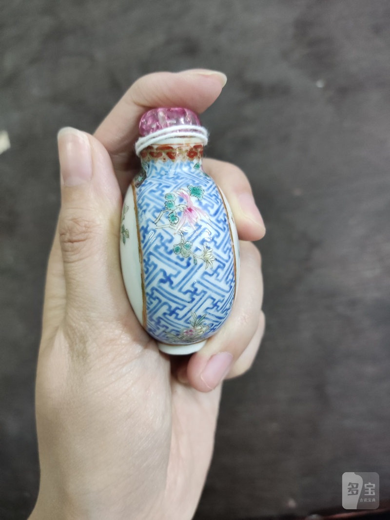 清 料彩开框粉彩花卉纹烟壶 - 图5